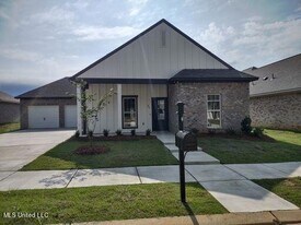 843 Long Leaf Cir in Brandon, MS - Building Photo