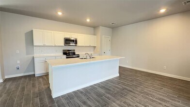 17024 Buck Cir in Oklahoma City, OK - Building Photo - Building Photo