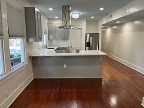 1239 7th St in New Orleans, LA - Foto de edificio - Building Photo
