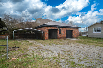 832 Hickory Dr in Birmingham, AL - Building Photo - Building Photo