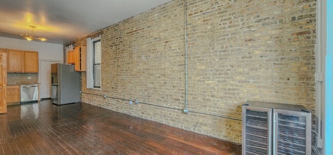 property at 1224 N Cleaver St