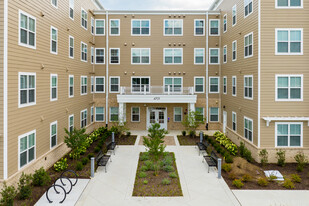 Woodland Gardens II Apartments