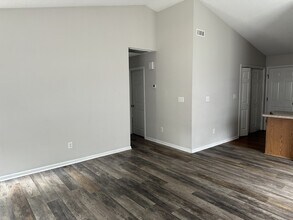 3208 Deer Path Cir in New Bern, NC - Building Photo - Building Photo