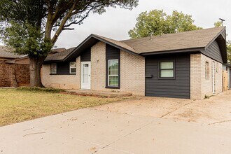 650 NW 5th St in Moore, OK - Building Photo - Building Photo
