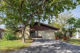 13585 SW 114th Terrace