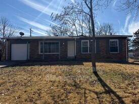 1344 Coppergate Ln in St. Louis, MO - Building Photo