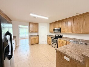 5431 Munson Hwy in Milton, FL - Building Photo - Building Photo