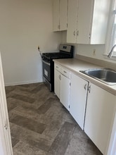 1011 E 22nd St in Cheyenne, WY - Foto de edificio - Building Photo