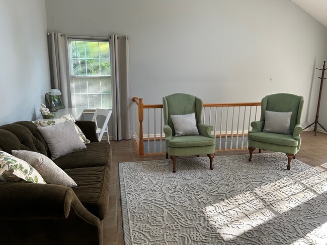 property at 807 Elk Mills Rd