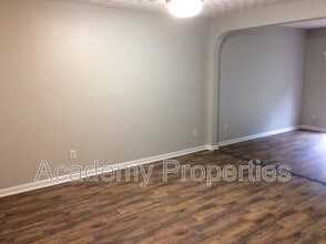 735 Magnolia Gardens Walk in Mcdonough, GA - Building Photo - Building Photo