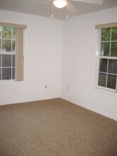 1940 NW 7th Pl in Gainesville, FL - Building Photo - Building Photo