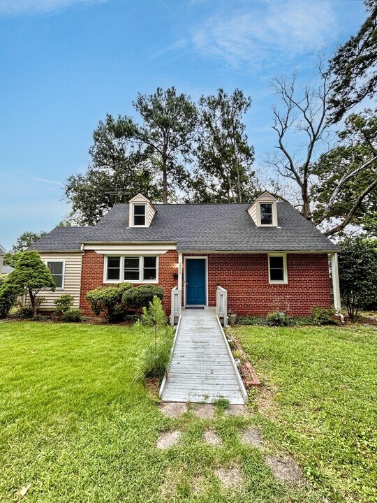 1513 Cutshaw Pl in Richmond, VA - Building Photo