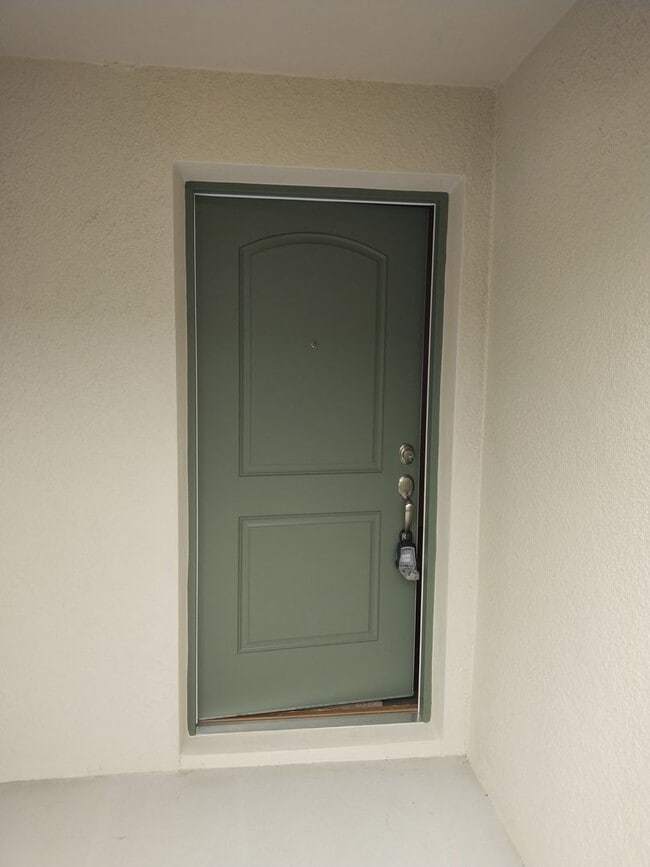 8871 Southern Charm Cir in Brooksville, FL - Building Photo - Building Photo