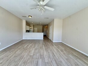 912 Hampton Cir in Naples, FL - Foto de edificio - Building Photo