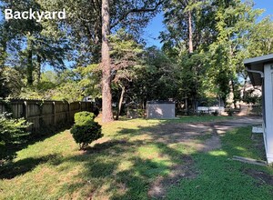 9 Beverly Hills Dr in Newport News, VA - Building Photo - Building Photo
