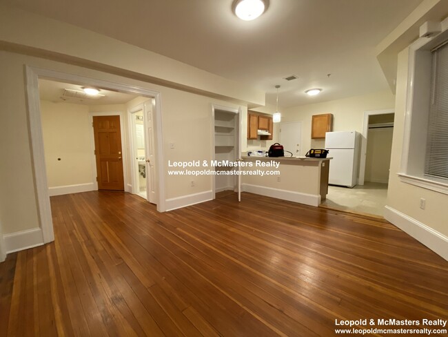 878 Massachusetts Ave, Unit 34