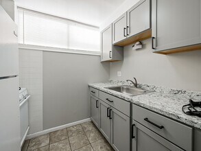 178 Summit View Ct in White Lake, MI - Building Photo - Building Photo