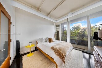 1700 Meridian Ave in Miami Beach, FL - Building Photo - Building Photo