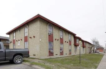 Hickory Park Apartments in Dallas, TX - Building Photo - Building Photo