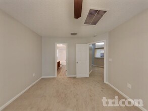 3716 Arava Dr in Green Cove Springs, FL - Foto de edificio - Building Photo