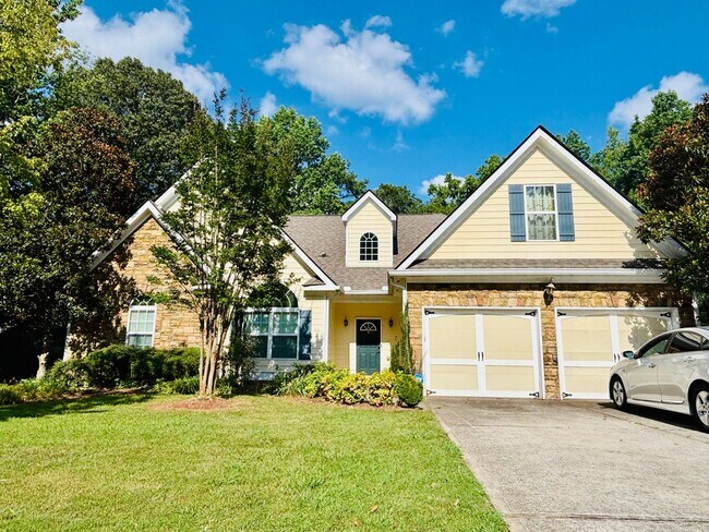 property at 382 Refinement Way