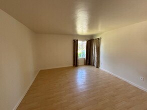 4809 Treanna Ave in Bakersfield, CA - Building Photo - Building Photo