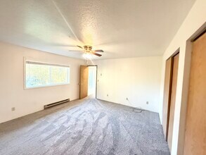 3565 Movie Ln in Crescent City, CA - Foto de edificio - Building Photo