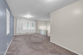 150 Susan Dr in Jackson Township, NJ - Building Photo - Building Photo