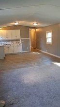111 Lindsay Dr in Cottonwood, MN - Building Photo - Building Photo