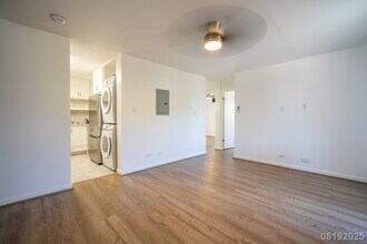 1402 Piikoi St in Honolulu, HI - Building Photo - Building Photo