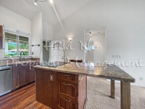 75-6081-6081 Ali‘i Dr in Kailua Kona, HI - Building Photo - Building Photo