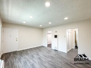 5131 Buffalo Ave in Los Angeles, CA - Building Photo - Building Photo