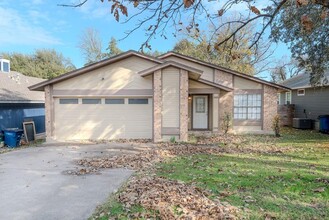 13009 Garfield Ln in Austin, TX - Building Photo - Building Photo