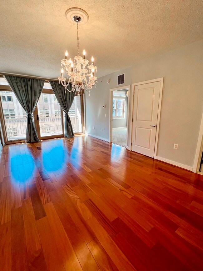 property at 888 N Quincy St