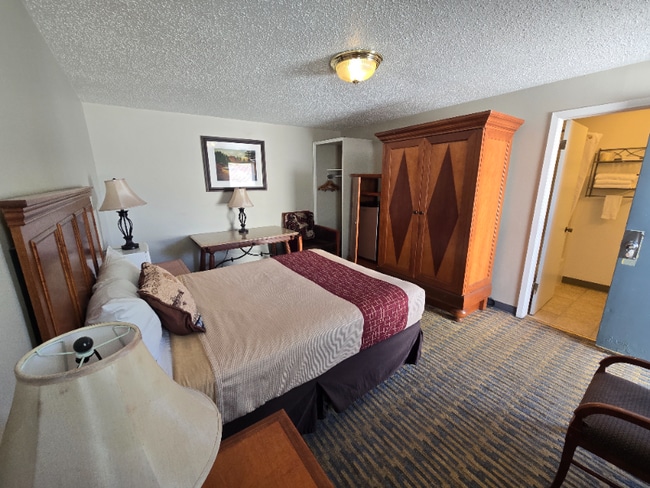 property at 346 W Kansas St