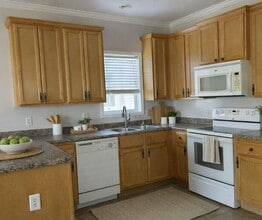 6745 Hudson Ave in Hudson, FL - Building Photo - Building Photo