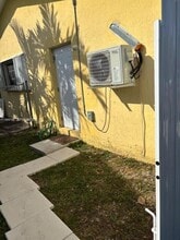 XXX30 SW 21st St in Miami, FL - Building Photo - Building Photo