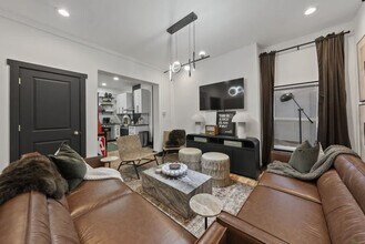 286 Taylor Ave, Unit SI ID1496096P in Columbus, OH - Building Photo - Building Photo