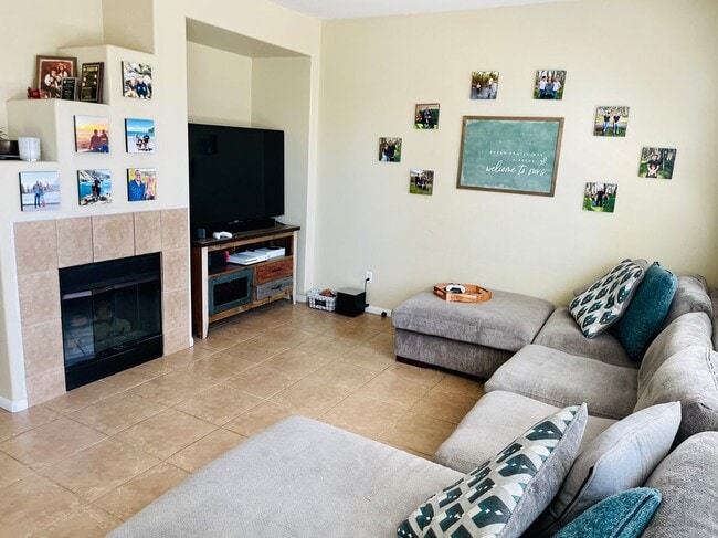 41524 Blue Canyon Ave in Murrieta, CA - Building Photo - Building Photo