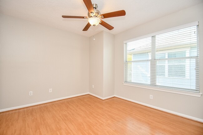 property at 1833 Keene St