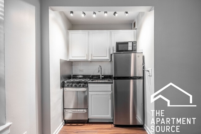 1140 N La Salle Dr in Chicago, IL - Foto de edificio - Building Photo