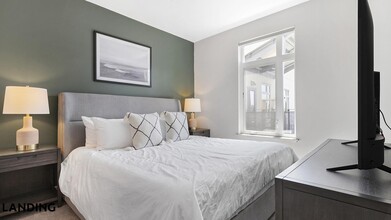 3751 Heritage Towne Blvd., Unit 2204 in Midlothian, TX - Foto de edificio - Building Photo