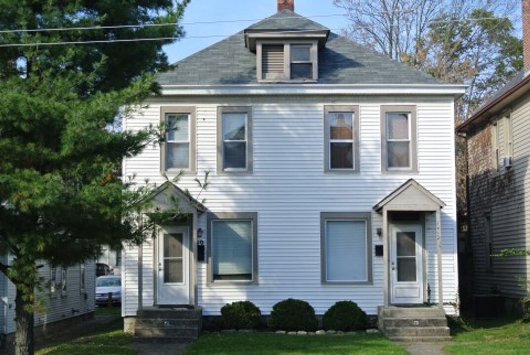 40 W Maynard Ave in Columbus, OH - Building Photo