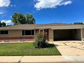 5381 W Iowa Ave in Lakewood, CO - Building Photo - Building Photo
