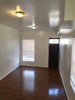 1829 N Port St in Baltimore, MD - Building Photo