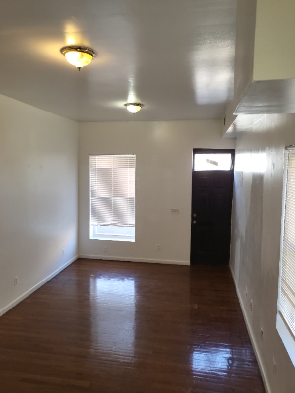 property at 1829 N Port St