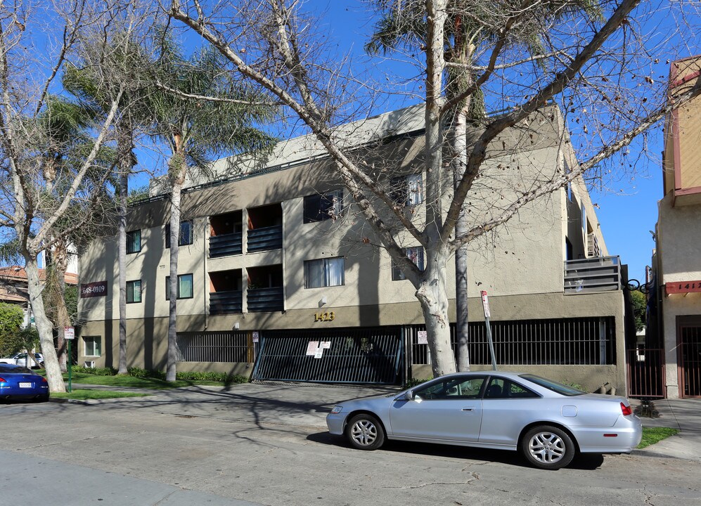 Ravena in Santa Ana, CA - Building Photo