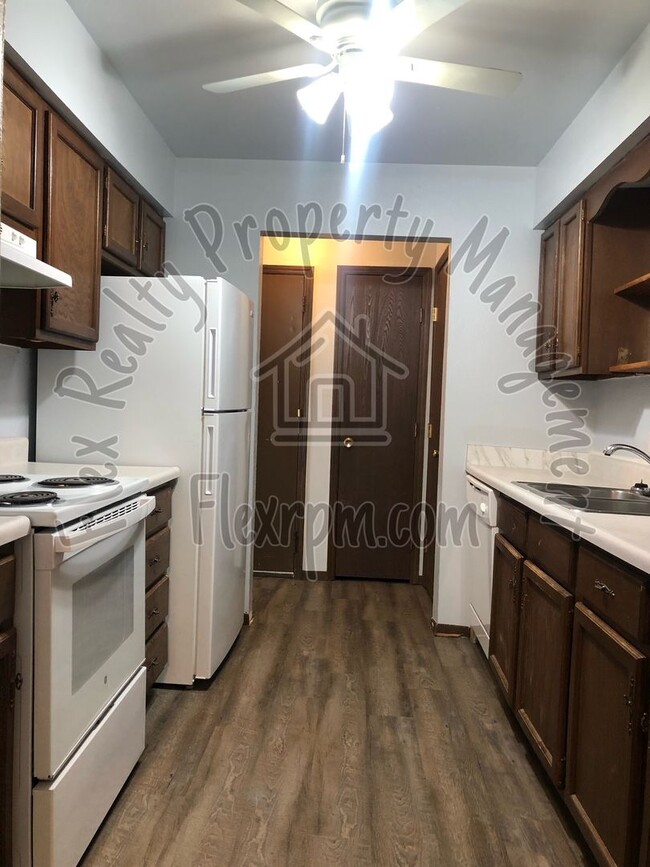 property at 3353 W Laskey Rd