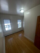 36 Ohio Ave, Unit 2 in Lawrence, MA - Building Photo - Building Photo