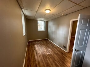 2491 S 12th St in Milwaukee, WI - Building Photo - Building Photo